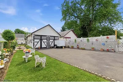 31 Division Ave, Belleville, NJ 07109 - Photo 38