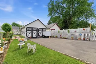31 Division Ave, Belleville, NJ 07109 - Photo 38