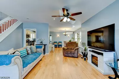278 Centre St, Nutley Twp., NJ 07110 - Photo 8