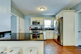 278 Centre St, Nutley Twp., NJ 07110 - Photo 18