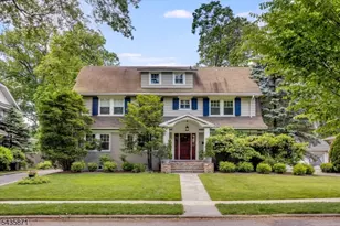 242 Forest Ave, Glen Ridge, NJ 07028 - Photo 2