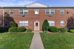 34 Knox Terrace, Wayne, NJ 07470 - Photo 1