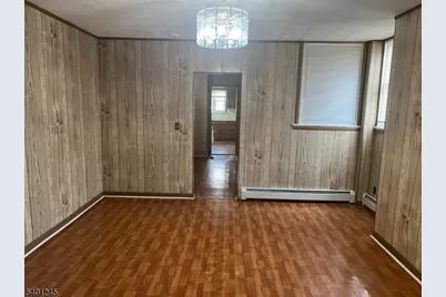 195 Walnut St, Newark, NJ 07105 - Photo 8