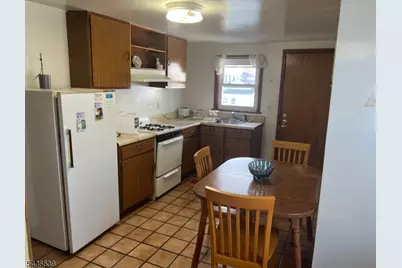 195 Walnut St, Newark, NJ 07105 - Photo 12