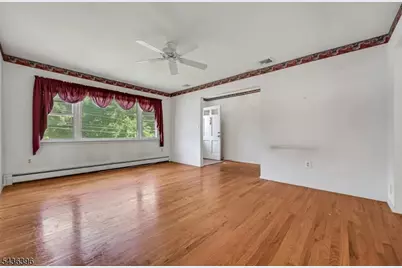 34 Sanders Rd, Rockaway Township, NJ 07866 - Photo 6