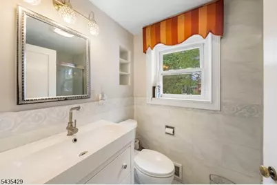 664 Duquesne Ter, Union Township, NJ 07083 - Photo 20
