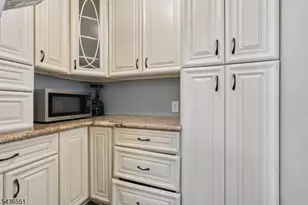 164 Dewitt Ave, Belleville, NJ 07109 - Photo 14
