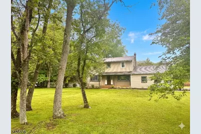 4 Laurel Pl, Chester, NJ 07930 - Photo 1