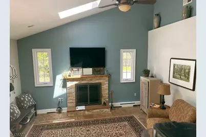 4 Laurel Pl, Chester, NJ 07930 - Photo 4