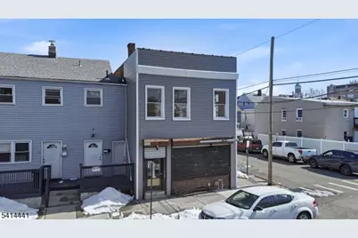615 E 22nd St, Paterson, NJ 07514 - Photo 2