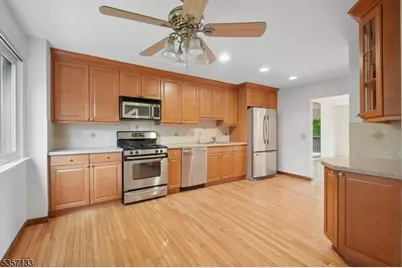38 Park St #25H, Florham Park, NJ 07932 - Photo 2