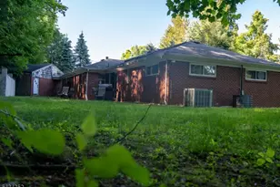 45 Peters Ln, North Haledon, NJ 07508 - Photo 10