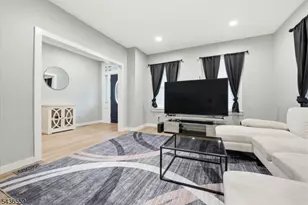 119 Wall St, Belvidere Twp., NJ 07823 - Photo 8