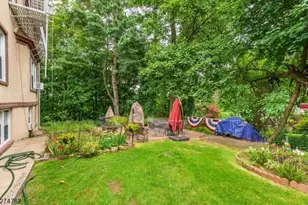 818 Summit Ave, River Edge, NJ 07661 - Photo 8