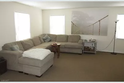 6 Flower Rd, Franklin Township, NJ 08873 - Photo 4