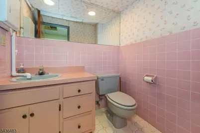 9D Fairfield Ave, Little Falls Township, NJ 07424 - Photo 12
