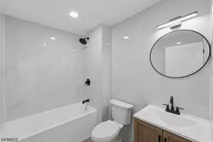 203 Hansbury Ave, Newark, NJ 07112 - Photo 16