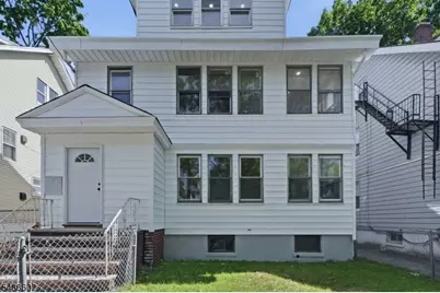 203 Hansbury Ave, Newark, NJ 07112 - Photo 2
