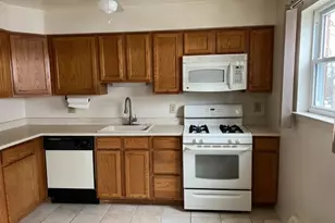 17 Manchester Ct, Wayne, NJ 07470 - Photo 4