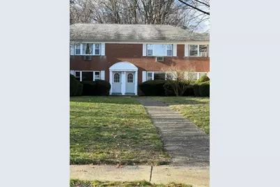 17 Manchester Ct, Wayne, NJ 07470 - Photo 1
