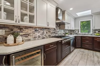 19 Colonial Way, New Providence, NJ 07974 - Photo 12