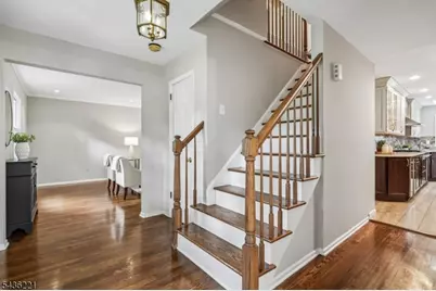 19 Colonial Way, New Providence, NJ 07974 - Photo 4