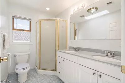 24 Winthrop Rd, Edison Twp., NJ 08817 - Photo 18