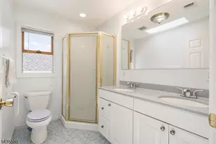 24 Winthrop Rd, Edison Twp., NJ 08817 - Photo 18