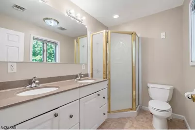 24 Winthrop Rd, Edison Twp., NJ 08817 - Photo 22