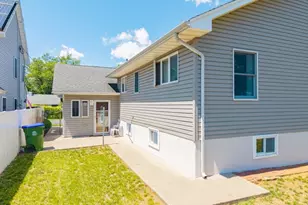 24 Winthrop Rd, Edison Twp., NJ 08817 - Photo 30