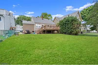 166 Beverly Hill Rd, Clifton, NJ 07012 - Photo 16