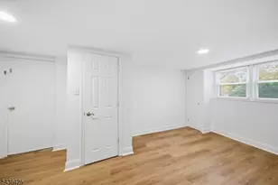10 Lloyd Ave, Florham Park, NJ 07932 - Photo 36