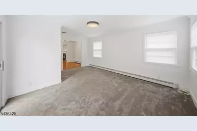 10 Lloyd Ave, Florham Park, NJ 07932 - Photo 18