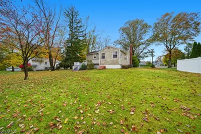 10 Lloyd Ave, Florham Park, NJ 07932 - Photo 46