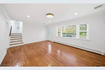10 Lloyd Ave, Florham Park, NJ 07932 - Photo 22