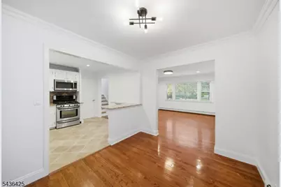 10 Lloyd Ave, Florham Park, NJ 07932 - Photo 14