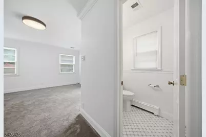 10 Lloyd Ave, Florham Park, NJ 07932 - Photo 20
