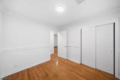 10 Lloyd Ave, Florham Park, NJ 07932 - Photo 28