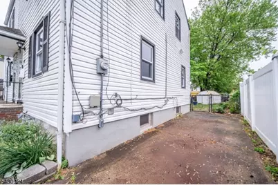 909 Lincoln St, Linden, NJ 07036 - Photo 24