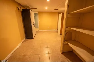 909 Lincoln St, Linden, NJ 07036 - Photo 12