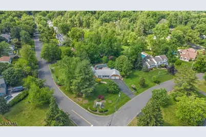 1097 Cambridge Ln, Bridgewater, NJ 08807 - Photo 42
