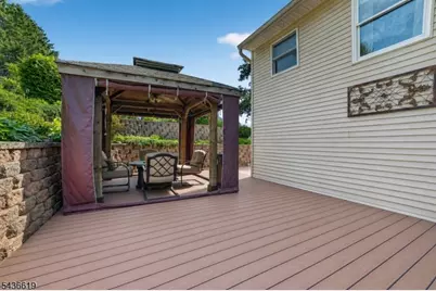1 Lincoln Ave, Ogdensburg, NJ 07439 - Photo 24