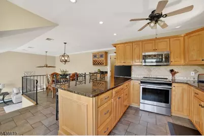 1 Lincoln Ave, Ogdensburg, NJ 07439 - Photo 6