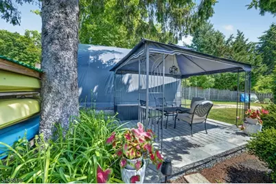 1 Lincoln Ave, Ogdensburg, NJ 07439 - Photo 32