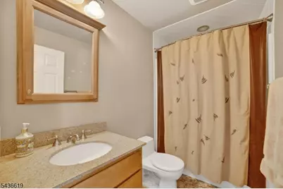 1 Lincoln Ave, Ogdensburg, NJ 07439 - Photo 8