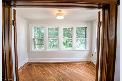 30 Boyden Pkwy Unit #2, Maplewood, NJ 07040 - Photo 10