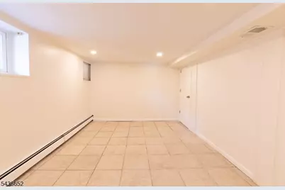 210 Globe Ave, Union Township, NJ 07083 - Photo 30
