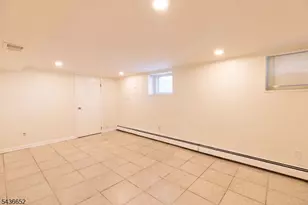 210 Globe Ave, Union Township, NJ 07083 - Photo 28