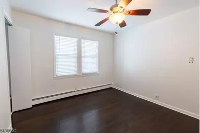 210 Globe Ave, Union Township, NJ 07083 - Photo 18