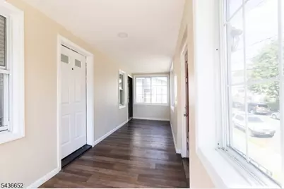 210 Globe Ave, Union Township, NJ 07083 - Photo 22